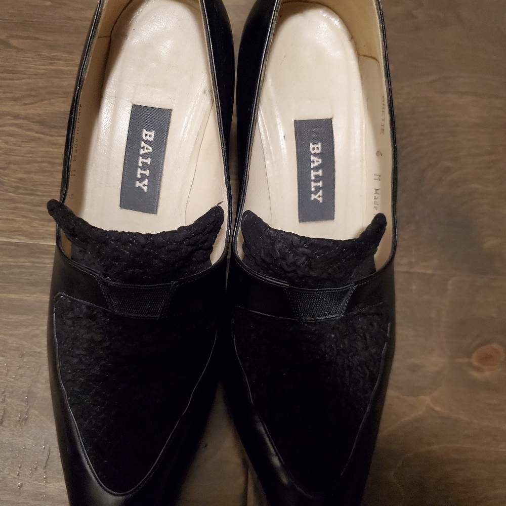 BALLY mid heel